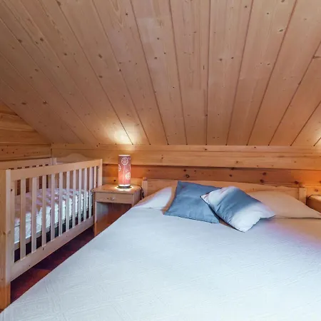Modern Holiday In Vresse-sur-semois With Kayaking Dom wakacyjny *