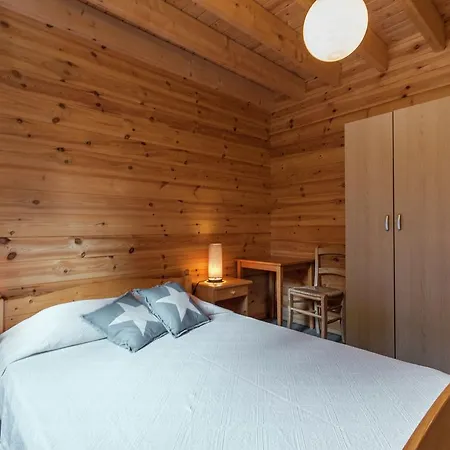 Modern Holiday In Vresse-sur-semois With Kayaking Alle